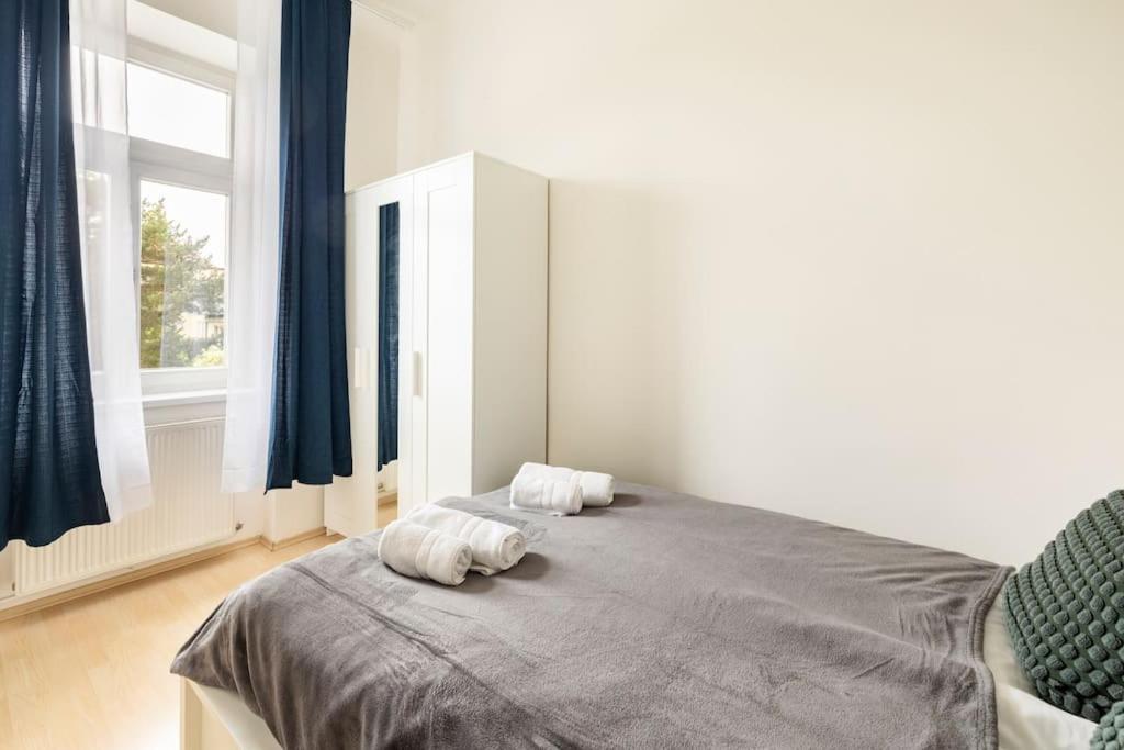 Beautiful 1 Bedroom Apartment Near Schoenbrunn Bécs Kültér fotó
